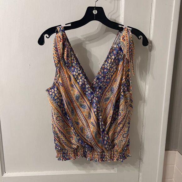 Rose & Olive Tops - Rose & Olive Multicolor Paisley V-Neck Blouse